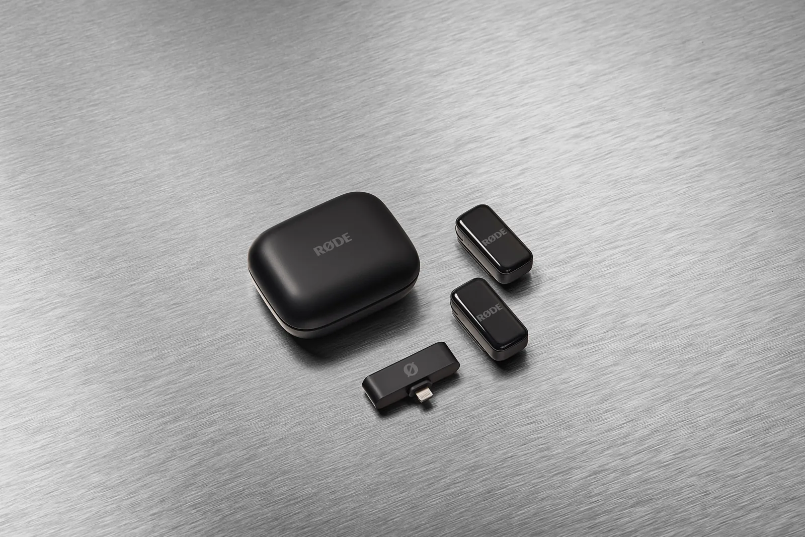 RØDE Wireless Micro transmitters and charging case